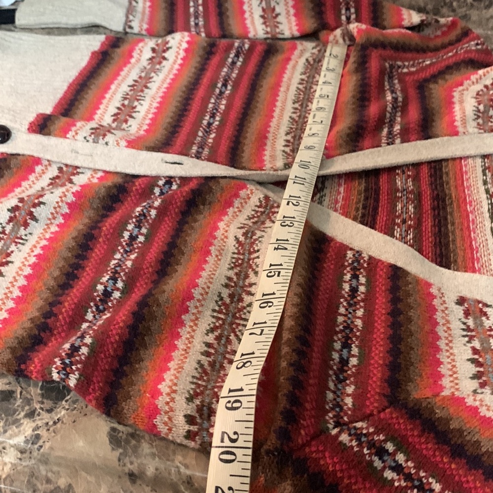 Fair Isle Pattern Cardigan - Picture 7 of 10